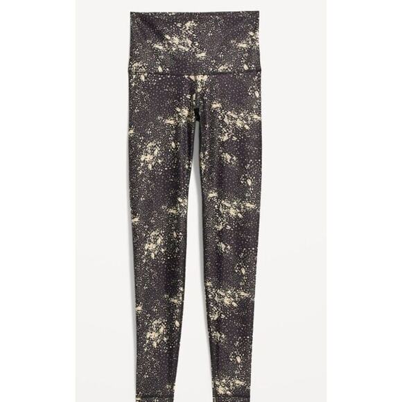 Old Navy Pants - Old Navy Extra High Waisted Power Soft Leggings - Petite Medium